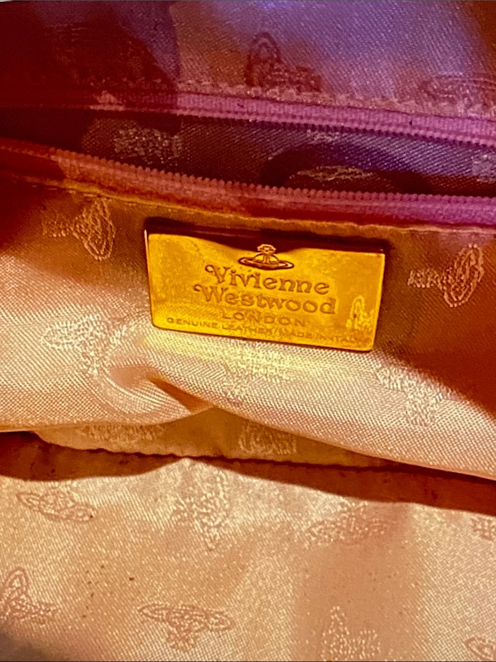 Vivienne Westwood Vintage Off White Gold Logo Hardware Pink Logo Interior Bag - Picture 16 of 16